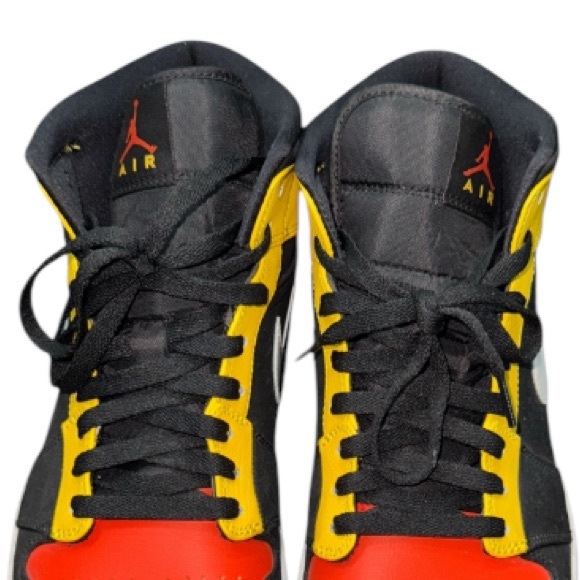 Jordan 1 Mid - Picture 8 of 9